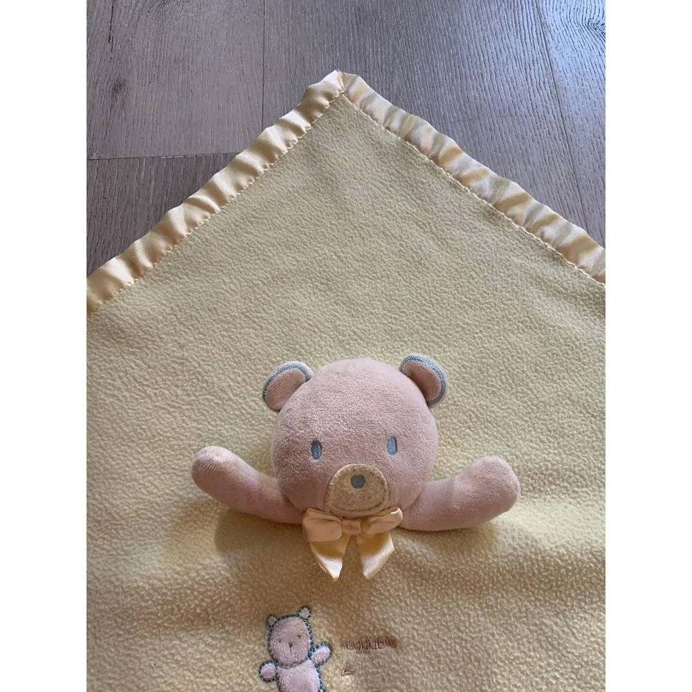 Carters Classics Yellow Bear Security Blanket Lovey Satin Trim Huggable Cuddly